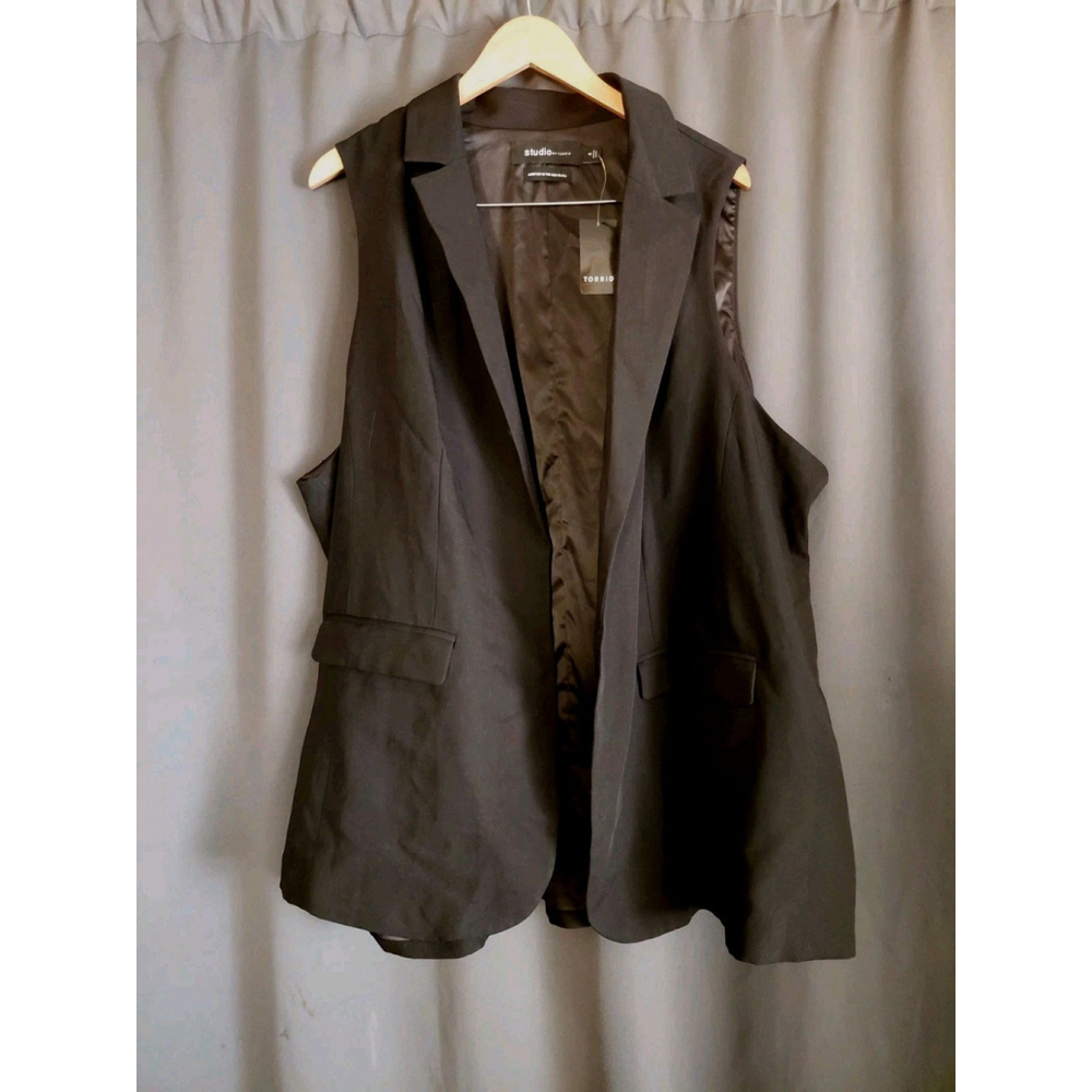 Torrid Studio Refined Black Open Front Longline Classic Blazer Vest Women 4X NWT
